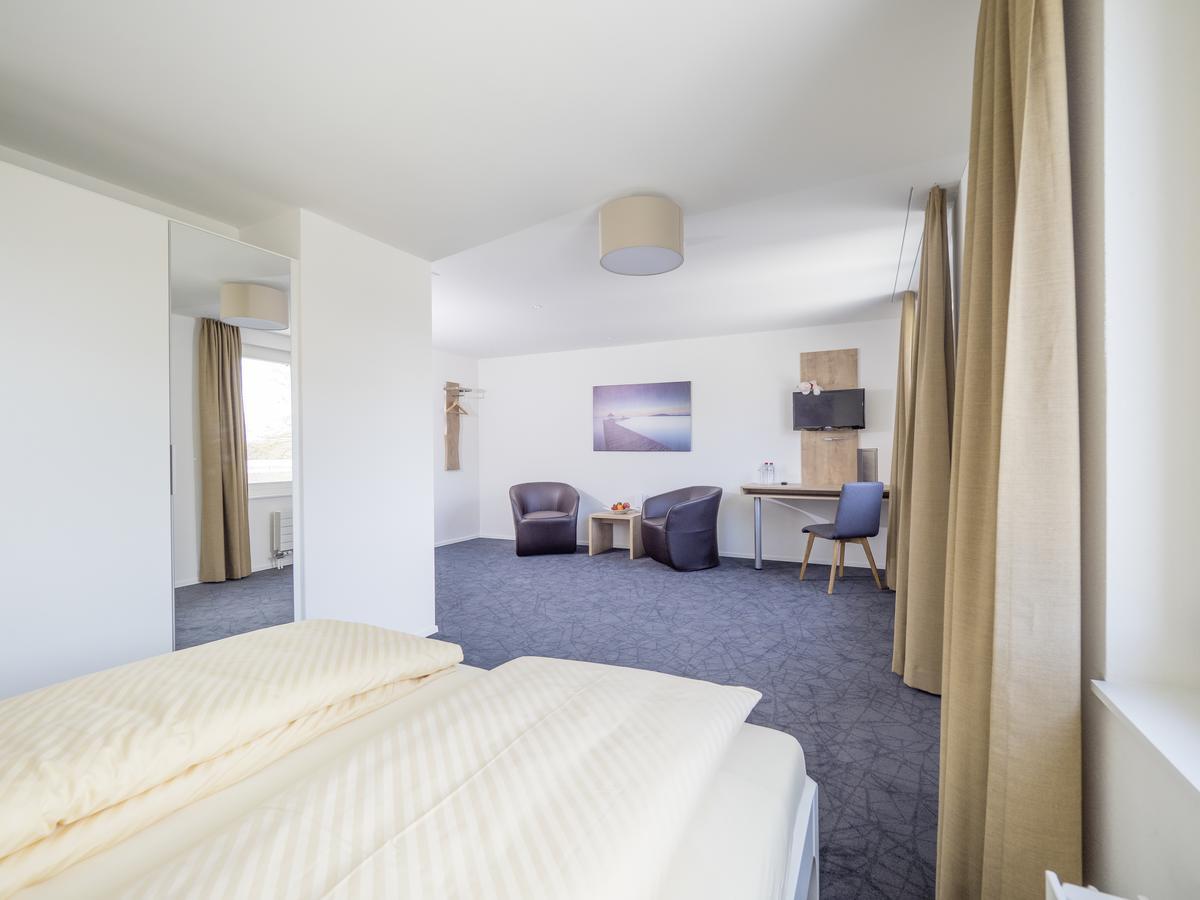 Aparthotel Baeren Seengen Екстериор снимка